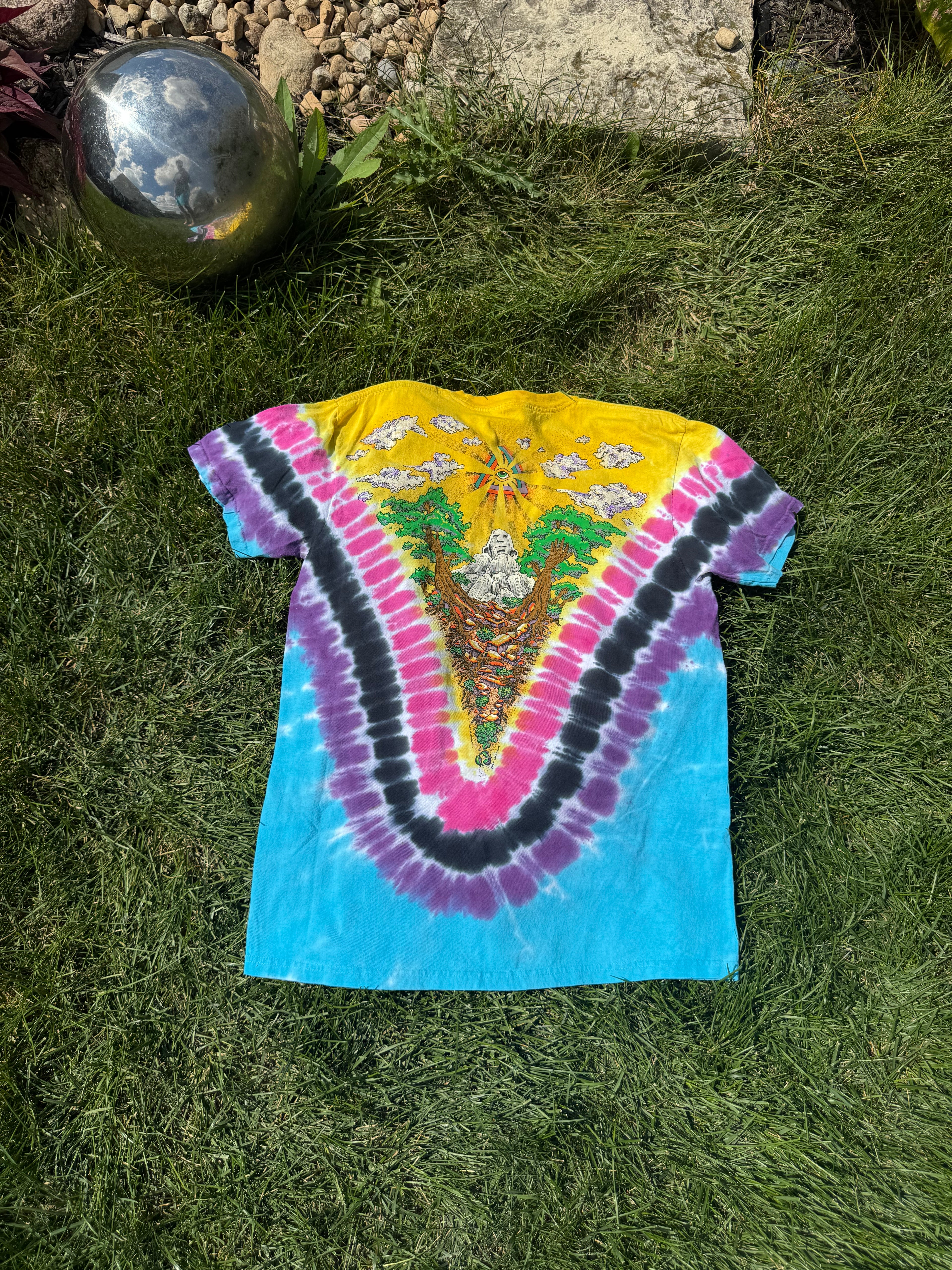 Psychedelic Vintage Tie-dye Tee