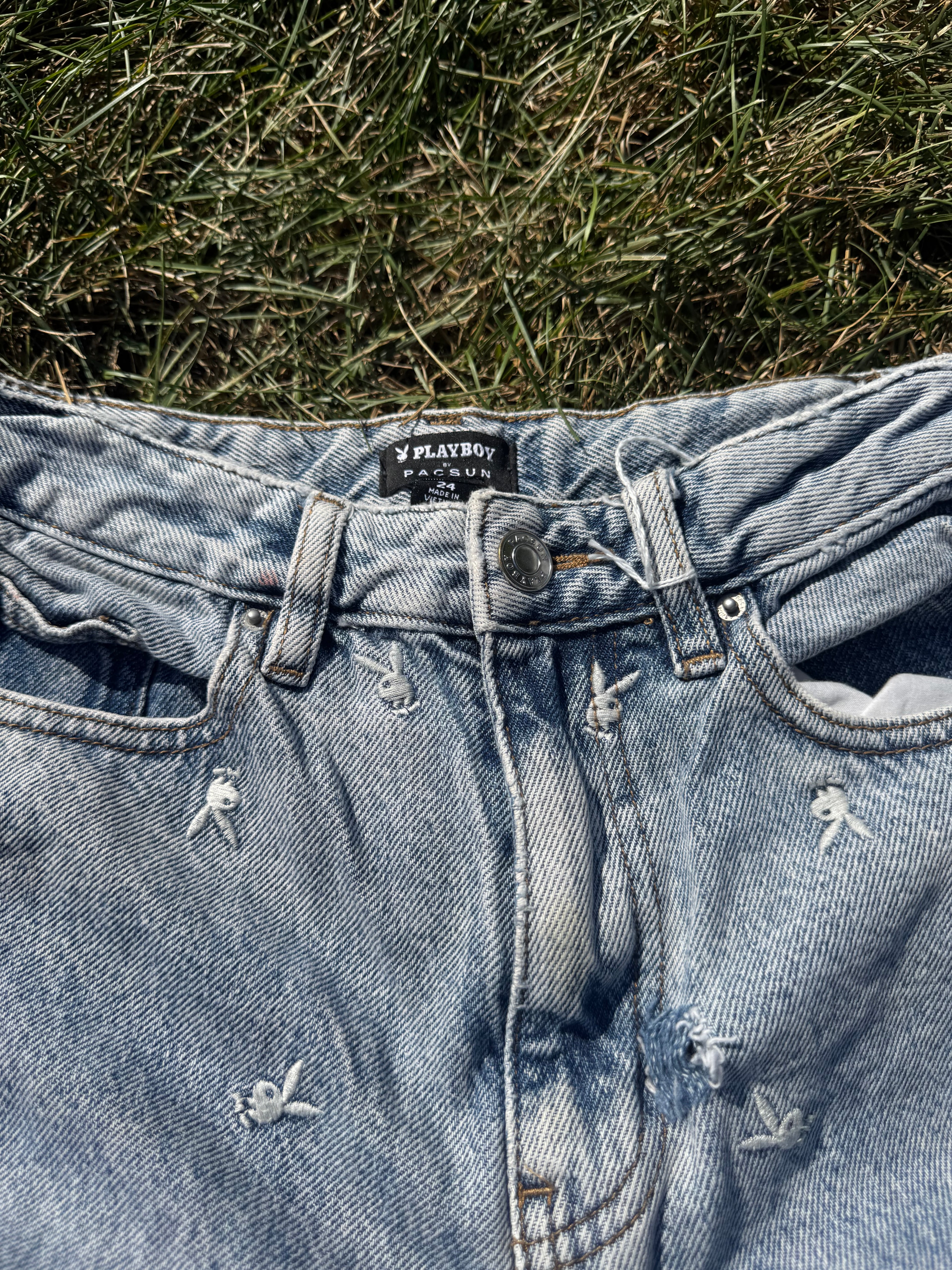 Playboy Embroidered Jeans Size 24