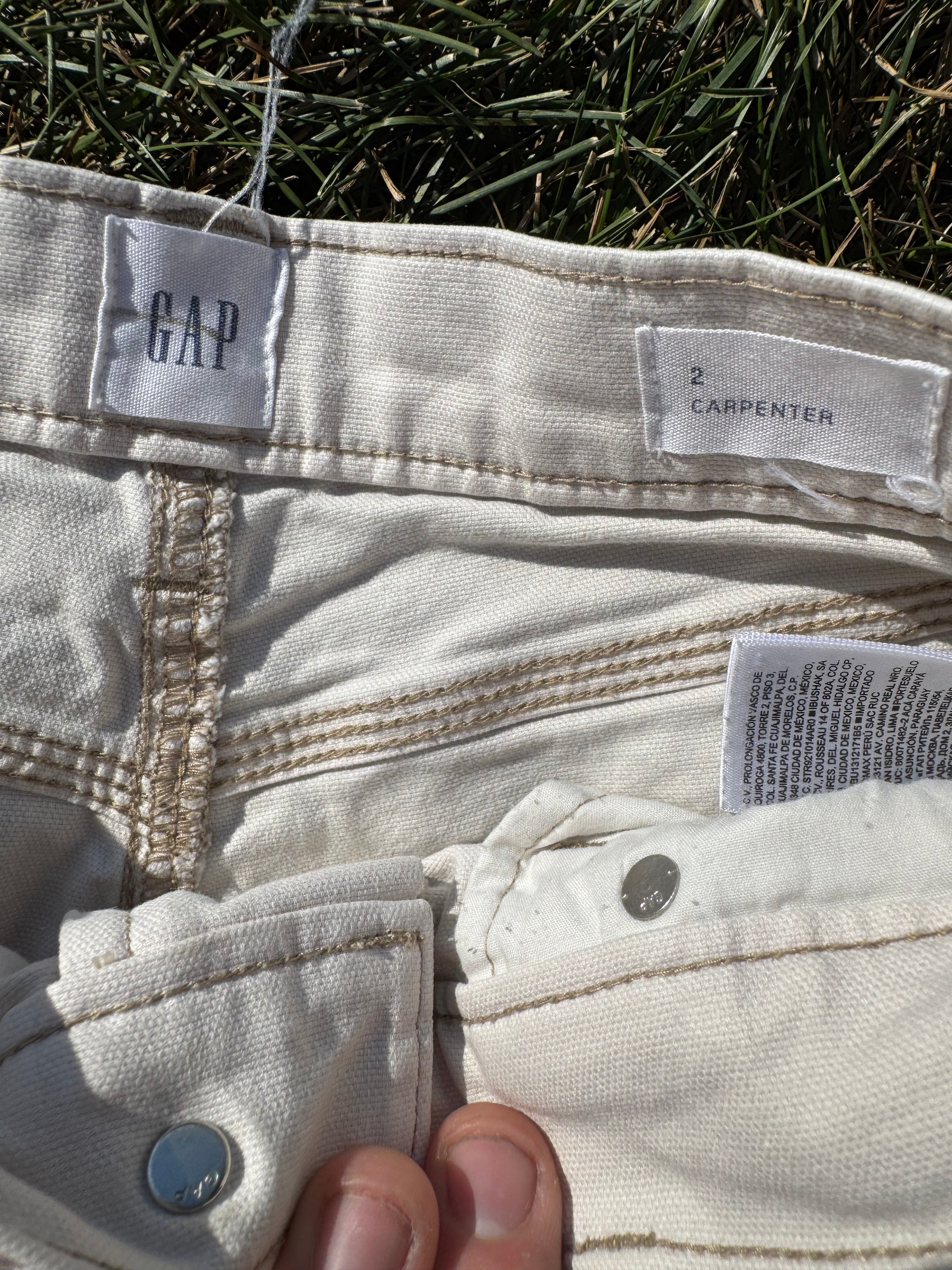 Gap Carpenter Size 2