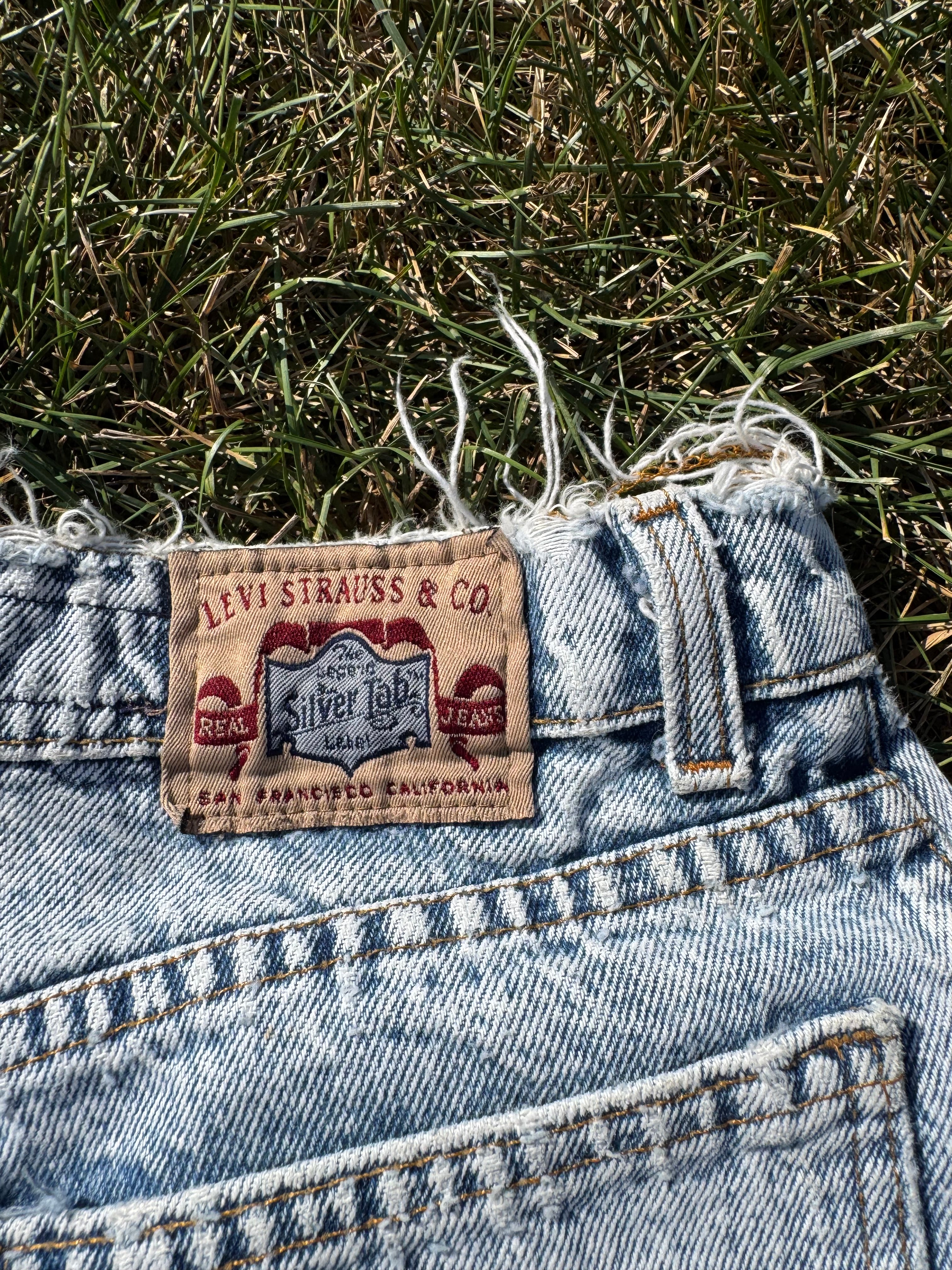 Levi's Silver Tab Size 24